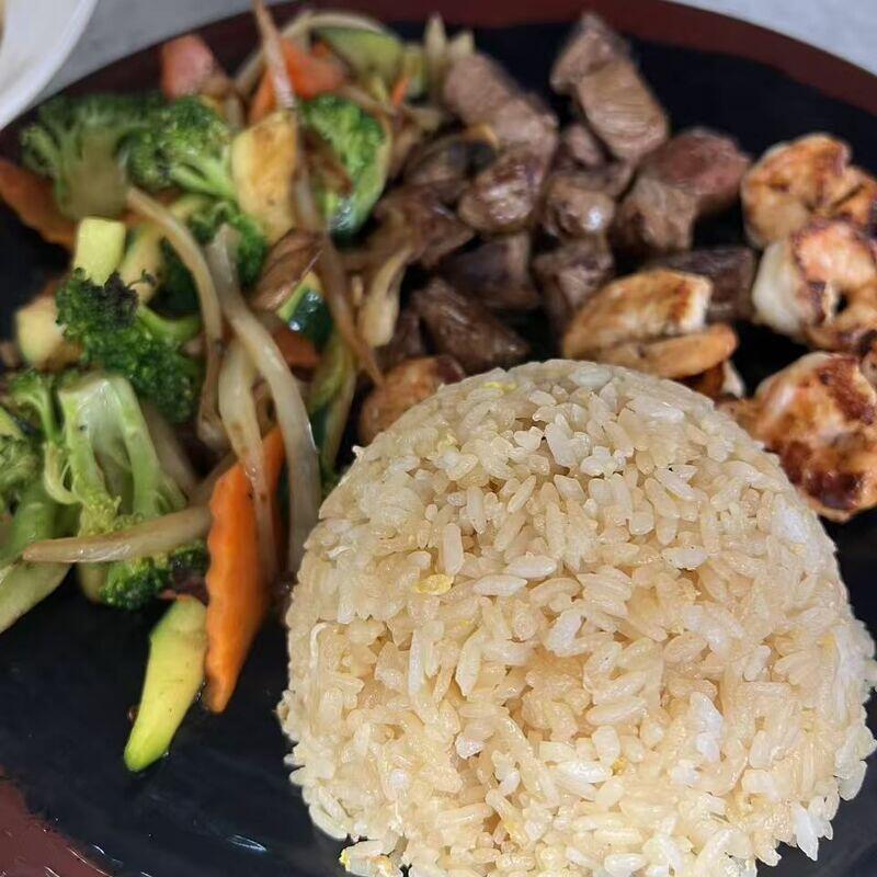 * Hibachi Steak n Shrimp