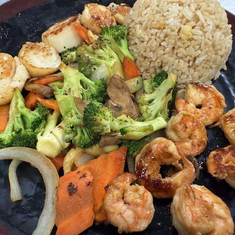 Hibachi Scallop n Shrimp