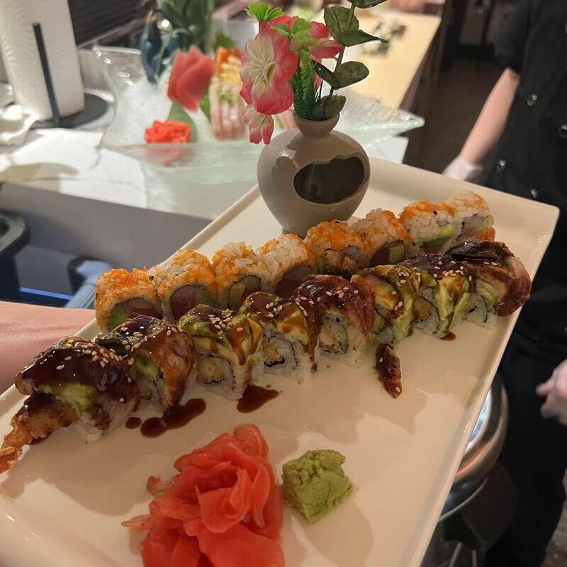 Osaka Shrimp Dragon Roll